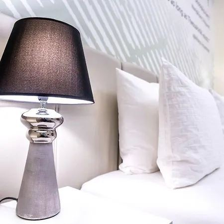 #nephele & Morpheus By Halu! * Salonicco